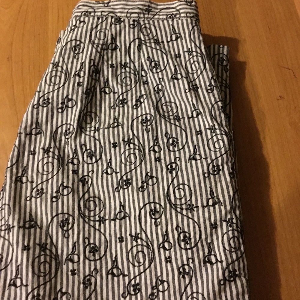 Talbots Casual Stretch Embroidered Swirl Petite Women’s Pants SZ 6